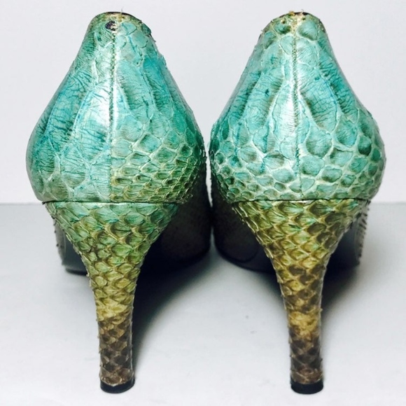 Salvatore Ferragamo US 8.5 AA Pumps - Picture 5 of 8